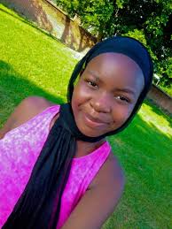 Hi. I am looking for Austrailian, New Zealand, or UK friends for language  exchange. As I might have more chances to meet people of those countries  soon, I would like to know