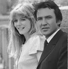 Pam et Mick quand ils avaient l'âge de Gavin et Stacey : r/gavinandstacey