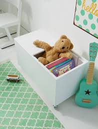 Tolles Mobel Fur Das Kinderzimmer Truhenbank Aus Weiss Lackierter Kiefer Mit Individuell Einstellbarem Fach Jetzt Entdecken Bei Car Moeb Truhenbank Truhe Bank