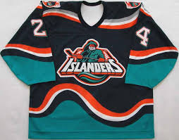 This includes professional jerseys which are usually laced at the front. 1995 96 Brent Severyn Islanders Game Worn Jersey Fisherman Gamewornauctions Net