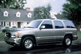 This free video shows the video above shows how to replace blown fuses in the interior fuse box of your 2002 gmc yukon xl 2500 in addition to the fuse panel diagram location. 2000 06 Gmc Yukon Denali Consumer Guide Auto