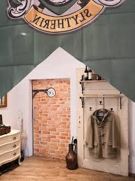 Sie übertrug die erste seite des bisher blieb mccardle jedenfalls die einzige mit einer vollen seite harry potter an der wand. Harry Potter Party Zum 8 Geburtstag Die Lauten Nachbarn