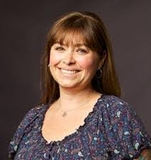 Stephanie Olson's Instagram, Twitter & Facebook