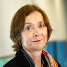 Mary Pryce's Instagram, Twitter & Facebook