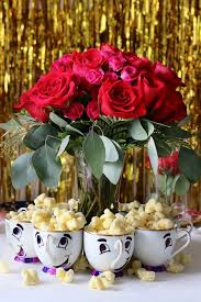 Nouveautés ou anciens hits, toutes les paroles de la belle et la bête sont disponibles sur paroles.net. This Beauty And The Beast Themed Birthday Party Is Nothing Short Of Genius Decoration La Belle Et La Bete Anniversaire La Belle Et La Bete Decoration Anniversaire Princesse
