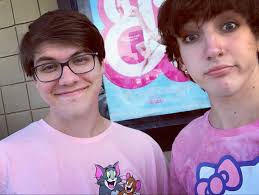 Tanner Henry (@officialtannerhenry) • Instagram photos and videos