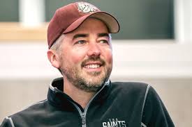 Former Duluth Mayor Don Ness makes surprise appearance at UMD practice