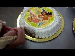 Un pan di spagna tagliato come si deve è già un primo passo per una torta spettacolare ad ogni fetta. Pin Su Torte