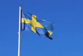 Sveriges flagga är en korsflagga med ett gult kors på blå botten. Sweden Svensk Gif Sweden Svensk Flagga Discover Share Gifs