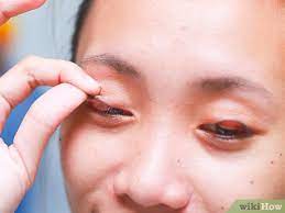 Oct 10, 2018 · on the flip side, addressing your allergies can make wearing contacts more comfortable. 3 Ways To Flip Eyelids Inside Out Wikihow