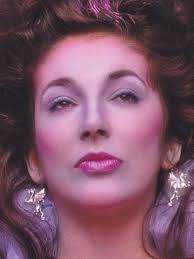 Kate Bush: "Running Up That Hill" é eleita "Música do Verão" no Reino Unido