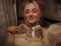 𝔖𝔱𝔢𝔭𝔥𝔞𝔫𝔦𝔢 𝔖𝔭𝔢𝔢𝔯