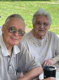 Jeanette and Norman Hoppmann, Julia and son Curtis,