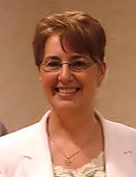 Cindy Dumont's Instagram, Twitter & Facebook