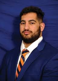 Andrew Villalobos's Instagram, Twitter & Facebook