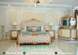 Tentu sekali setiap orang mempunyai. Desain Kamar Tidur Utama Mewah Cek Bahan Bangunan