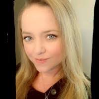 Elizabeth Dugger's Instagram, Twitter & Facebook