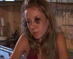 Noi avem imaginile care arată că cei doi au îngropat securea. ImpÄƒcare BombÄƒ DupÄƒ 11 Ani Larisa DrÄƒgulescu È™i A Iertat Fostul SoÈ›