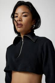 Cropped turtleneck store sweatshirt