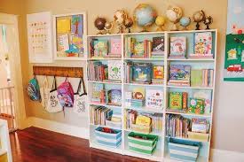 Model desain rak buku,rak perputakaan. 5 Tips Menata Lemari Buku Untuk Perpustakaan Kecil Di Rumah