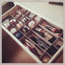 13 Fun Diy Makeup Organizer Ideas For Proper Storage From The Author 13 Fun Diy Mak Makeup Drawer Organization Makeup Organization Vanity Makeup Organization