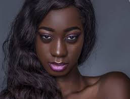 Miss Intercontinental Canada Kaitlyn Li