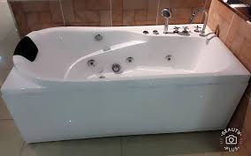 Prices and availability of products and services are subject to change without notice. Jacuzzi Bathtub Price Enredada