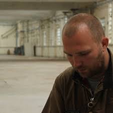 Ash Morris's Instagram, Twitter & Facebook