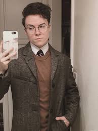 The Young Valet I M The Professor Who Gives Lectures On Wwi And My Check out our guide to dark academia fashion.