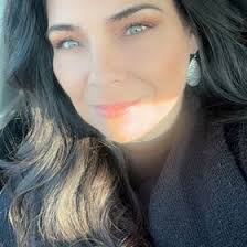 Kimberly Swift's Instagram, Twitter & Facebook