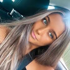 Joanna Lamb's Instagram, Twitter & Facebook