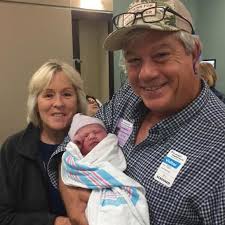 Any replacement for 1991 Port Livewell pump 361v?