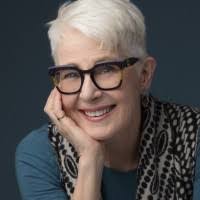 Lynn Button's Instagram, Twitter & Facebook