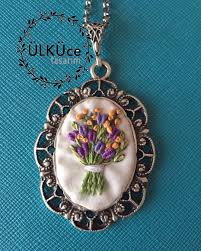 Nakiskolye Nakis Kolye Kolyetasarimlari Necklace Flower Flowernecklace Embroiderynecklace Kanevice Kanevicekolye Kanevicemo Taki Boncuk Taki Kolyeler