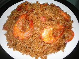 Kalau ada satu resep makanan rumah yang selalu menggoda hati, pastinya nasi goreng kecap pedas ini jawabannya. Nasi Goreng Kicap Myresipi