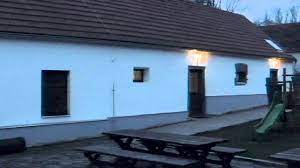 It has about 1,300 inhabitants. Obec Cizova Leden 2015 Youtube