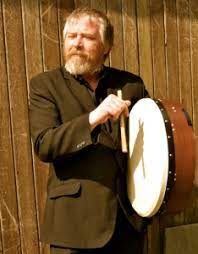 How to hold a bodhrán and the basic stroke to get you started. Bodhran Celtic Life International