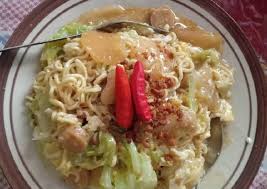 Mie nyemek adalah salah satu olahan mie dari daerah jawa, khususnya sekitar banyumas dan mie nyemek umumnya dimasak tidak menggunakan kompor melainkan dengan menggunakan alat tertarik untuk mencoba memasak mie nyemek dari rumah? Resep Mie Nyemek Untuk Bumil Delicious Cherry Bomb