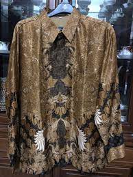 Maybe you would like to learn more about one of these? Kemeja Batik Pria Sutra Xl Fesyen Pria Pakaian Atasan Di Carousell