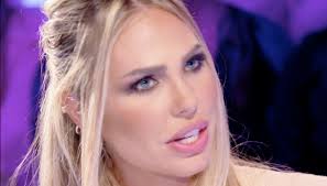Ilary blasi is an italian showgirl, model, television personality, and former child actress. Photo By Chanel On The Cover The Background On Ilary Blasi And Francesco Totti