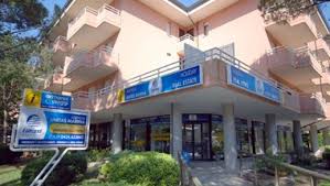 Distanza dal mare 0 mt | distanza dal centro 100 mt villa maria giuseppe ( via paluzza, 18 a lignano sabbiadoro , ud) : Appartamenti E Ville A Lignano Sabbiadoro Affitti Estivi E Case Vacanza