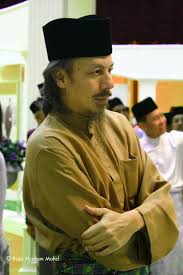 Tengku azlan shah tengku mohamad. Azlan Shah Sembangkuala