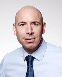 Janis Castillo's Instagram, Twitter & Facebook