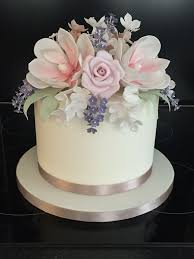 Single Tier Wedding Cake With Stunning Flowers Works Equally Well As A Top Tier By Ruby Belle Cakes Simple Wedding Cake Belle Cake Beautiful Wedding Cakes