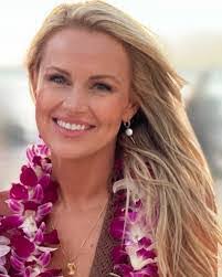 Cheryl Calzada's Instagram, Twitter & Facebook