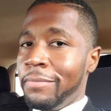 Desmond Warren's Instagram, Twitter & Facebook