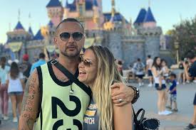 Did you know that there are some vitamins like vitamin a, b12, . Itt Vannak A Titkos Eskuvo Reszletei Majka Es Hajni Haromnapos Lagzira Keszulnek