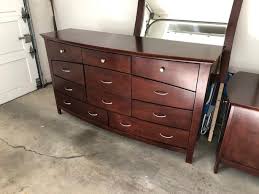 The hamilton bedroom suite has drawers that are constructed of wood with french dovetailed fronts and mortise and tenoned drawer backs. Bedroom Set Hamilton Spill Dresser Mirror King Bed Frame And 2 Night Stands Central Saanich Victoria Mobile