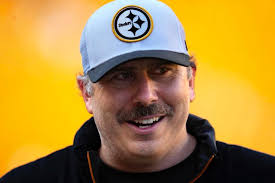 Steelers OC Arthur Smith was requested to interview for the Chargers vacant  OC position, source said. Smith has significant OC interest and is also a  HC candidate. PIT averaged their most points
