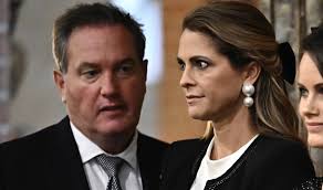 Därför kysser inte Madeleine maken Chris